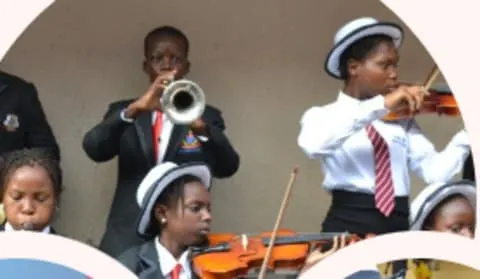 AB.10 Schools — photo 2