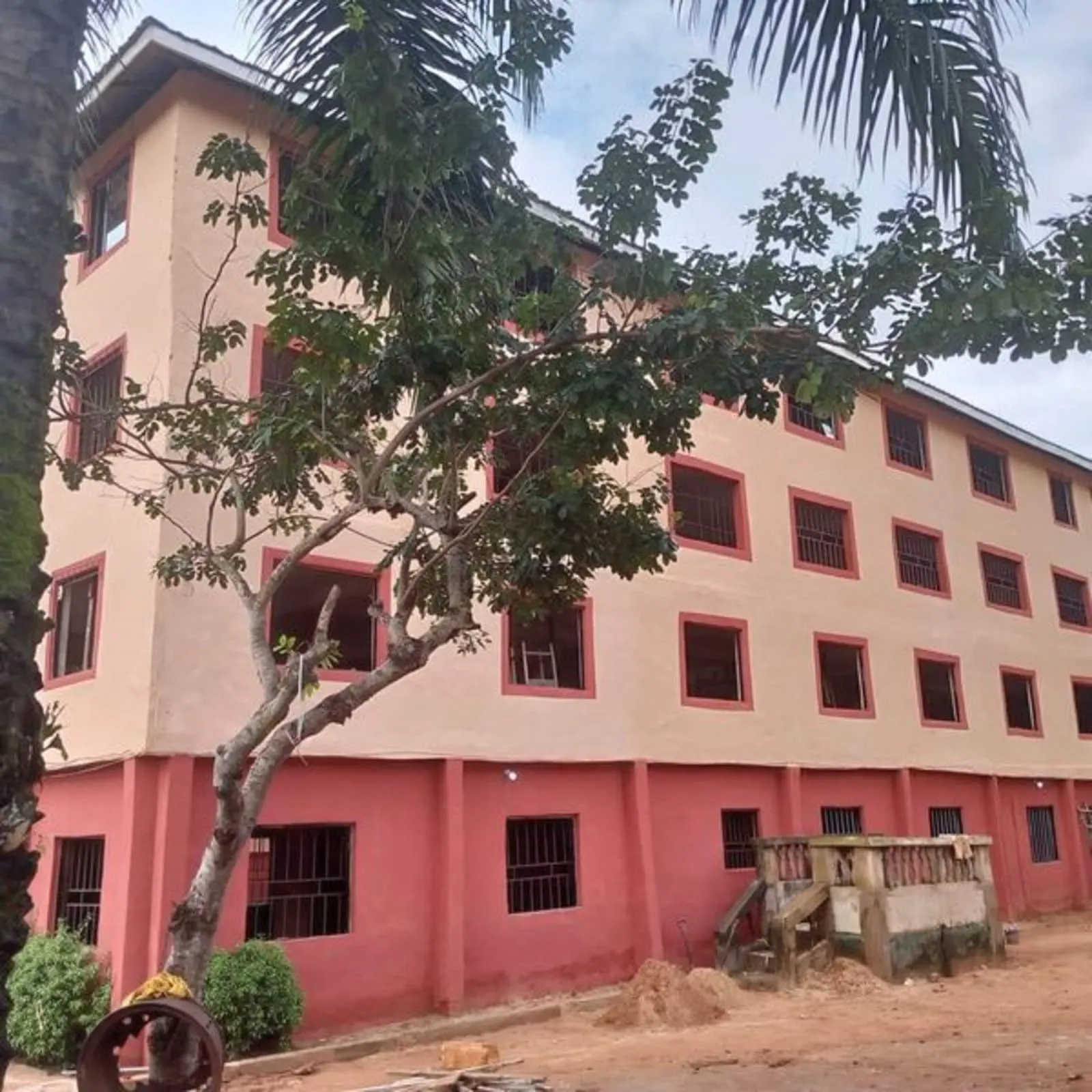 City Comprehensive School — photo 1