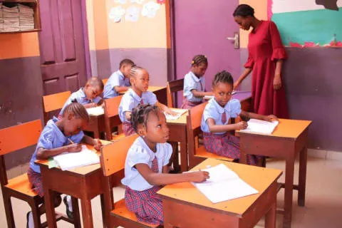 DIVINEBYE SCHOOLS — photo 3
