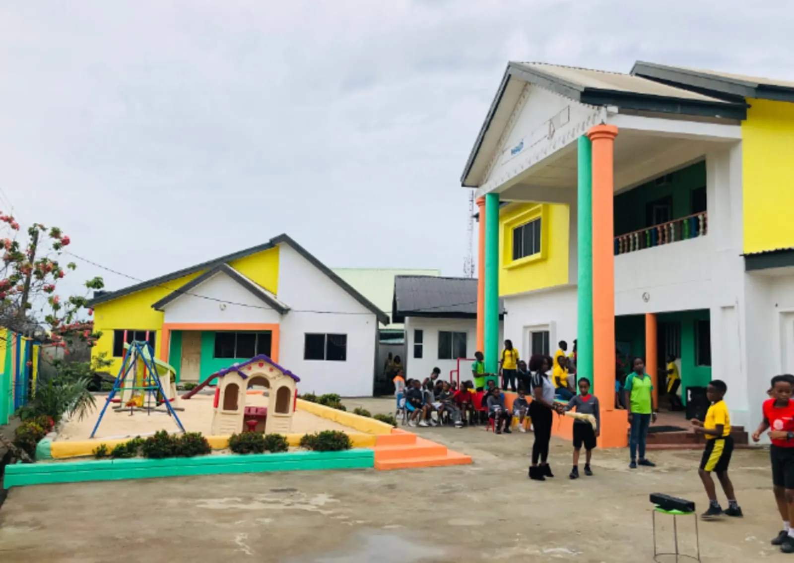Emeralds schools — photo 1